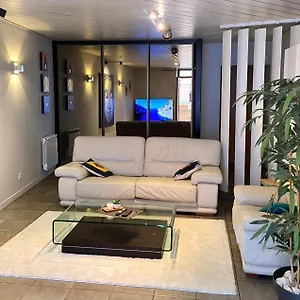 lolivier-aix-les-bains.hotels-rhonealpes.com/